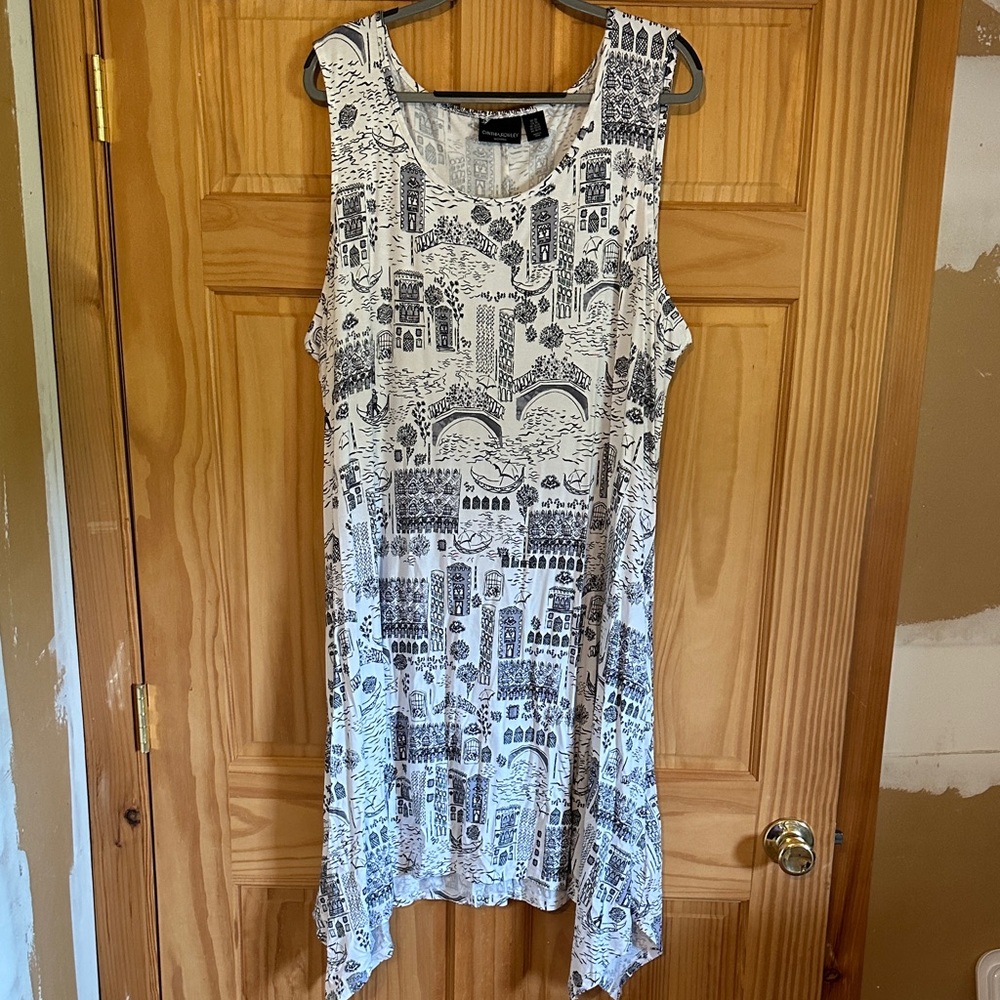 Cynthia Rowley White and Black Printed Sleeveless Swing Dress